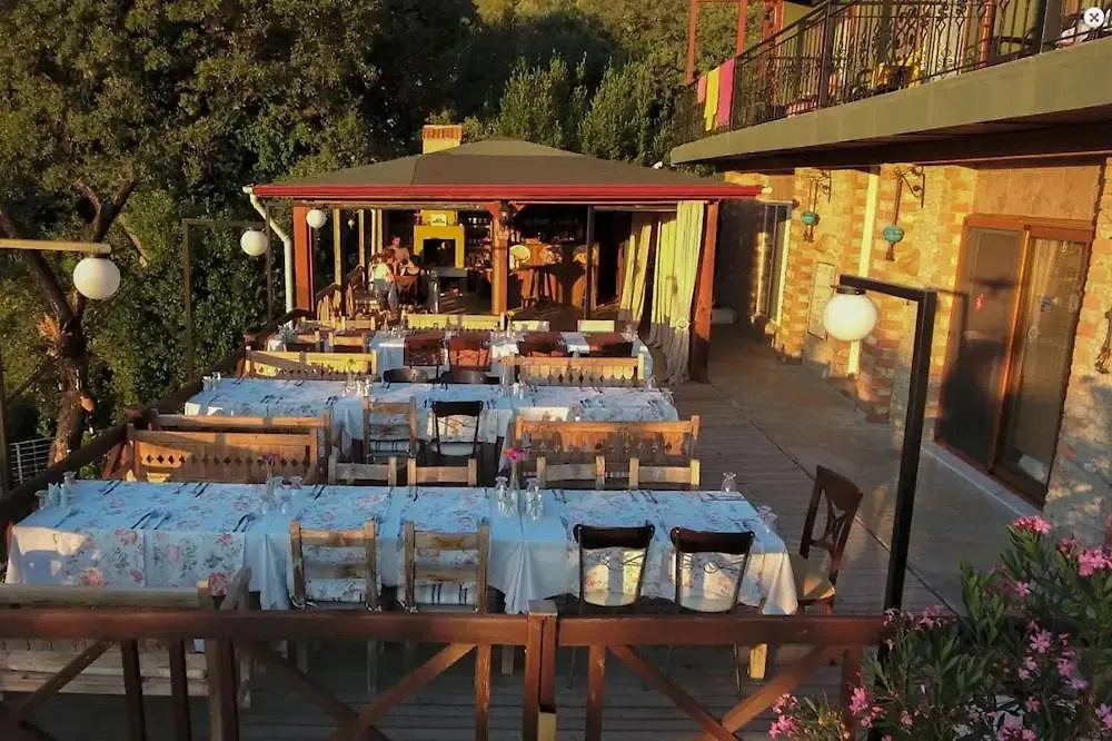 Onur Motel Faralya Fethiye
