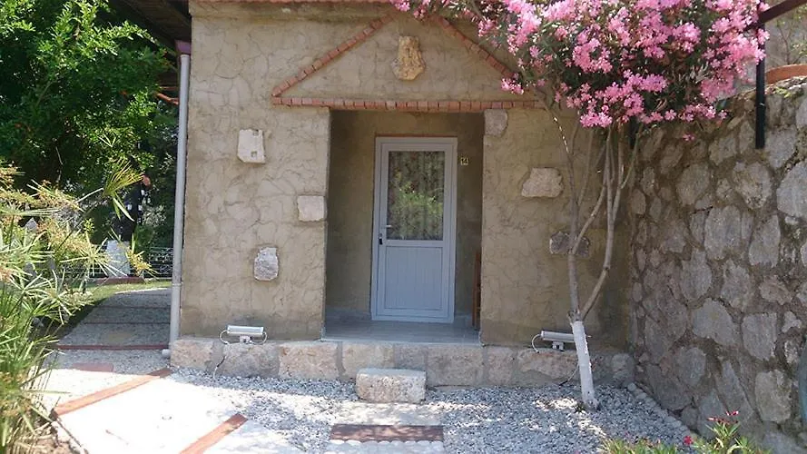 Onur Motel Faralya Fethiye